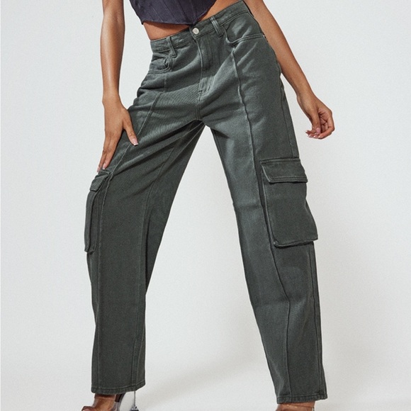 NWT PLT Dark Green Cargo Jeans. Size 8 - Picture 2 of 4